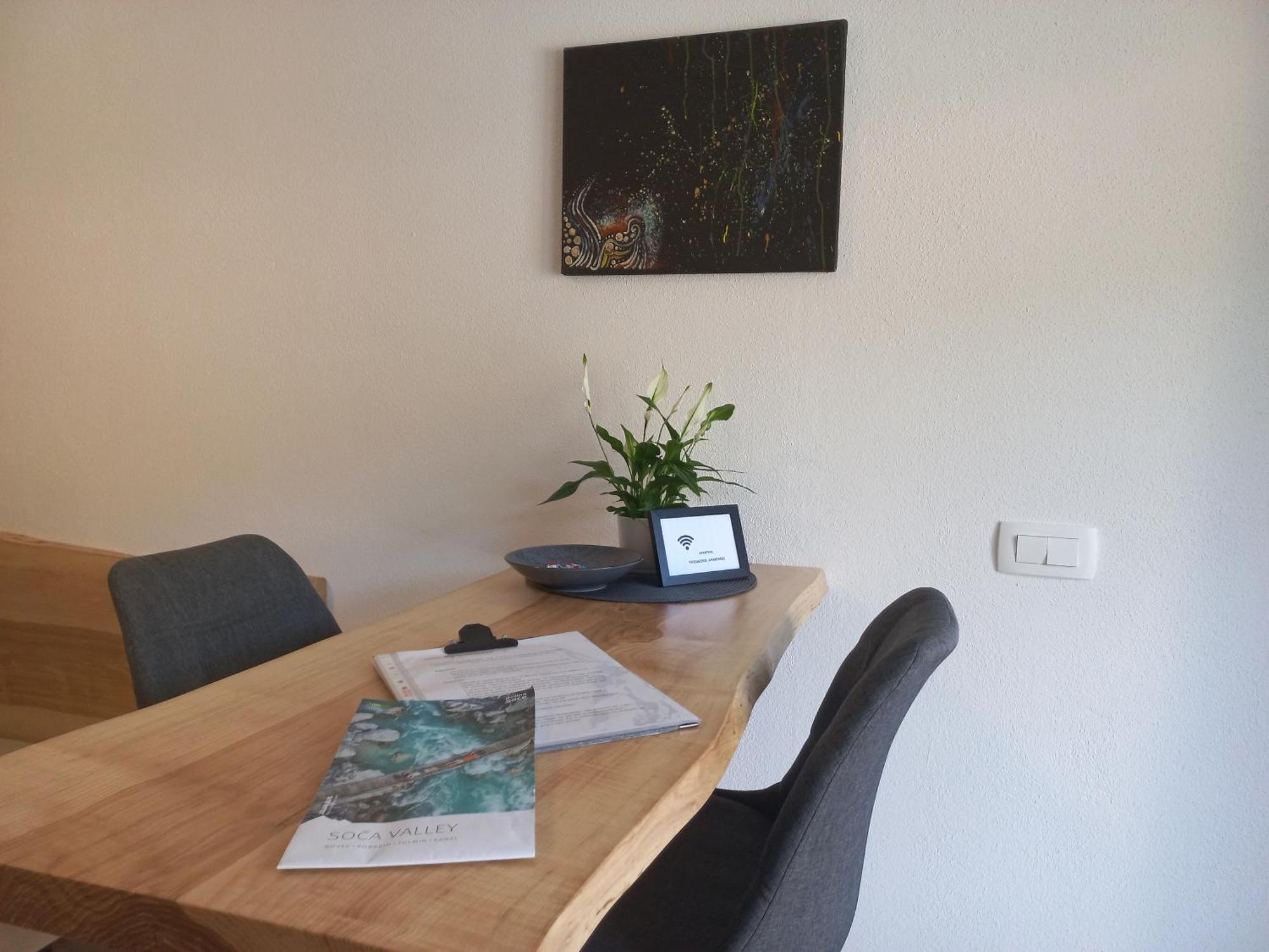 Apartmán Hisa Za Gradom Kobarid Exteriér fotografie